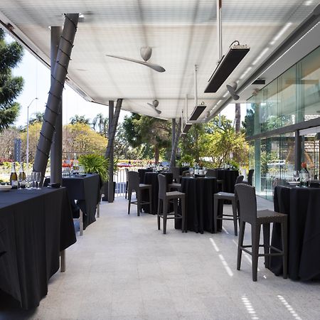 Mercure Brisbane Spring Hill Bagian luar foto