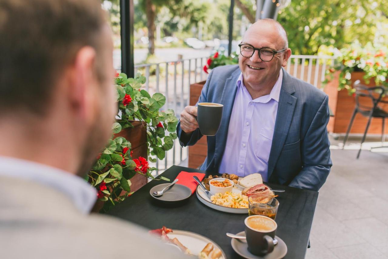 Mercure Brisbane Spring Hill Bagian luar foto