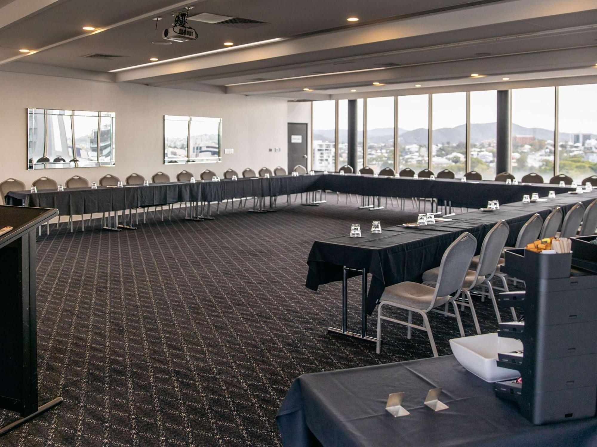 Mercure Brisbane Spring Hill Bagian luar foto
