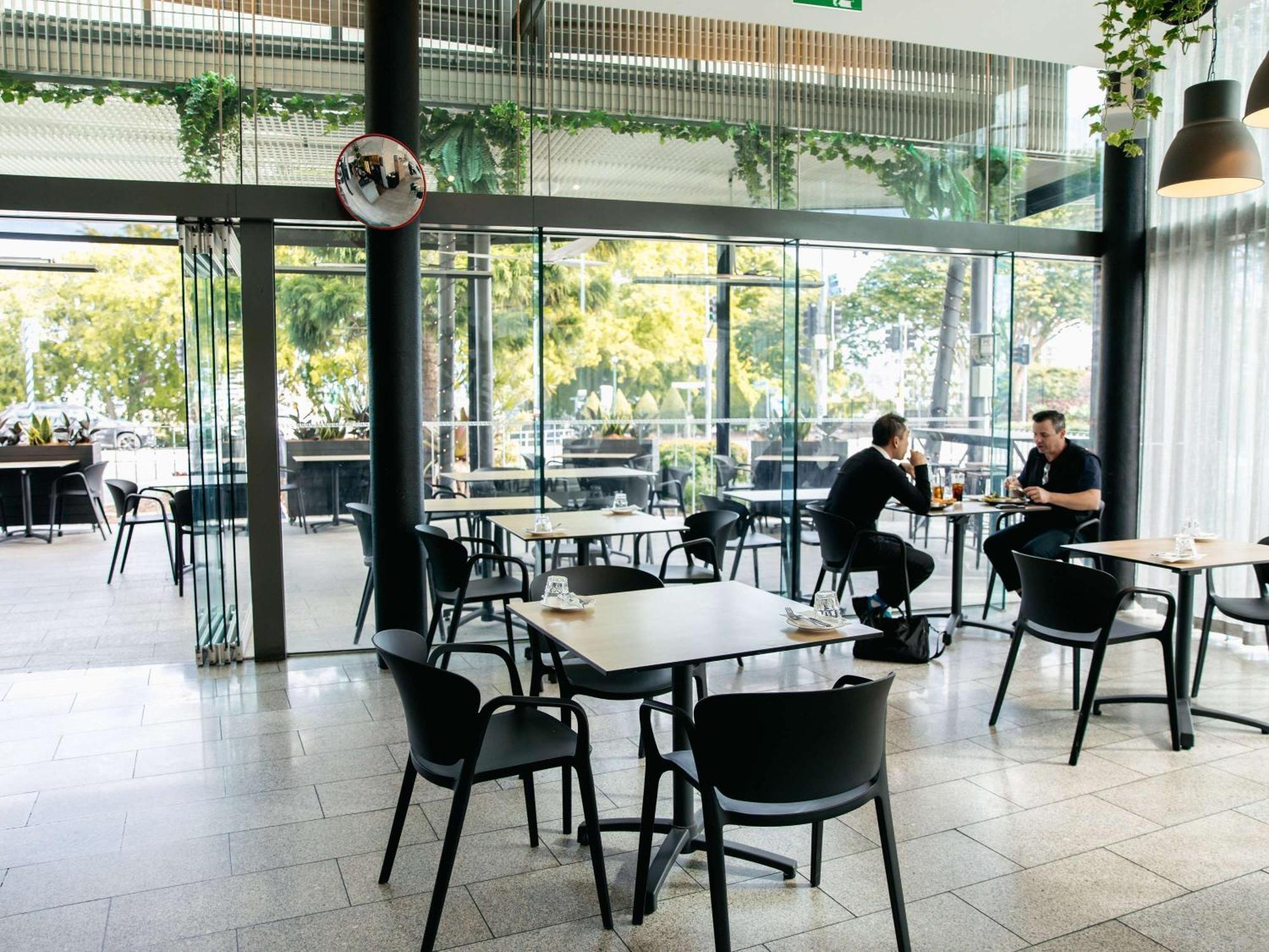 Mercure Brisbane Spring Hill Bagian luar foto