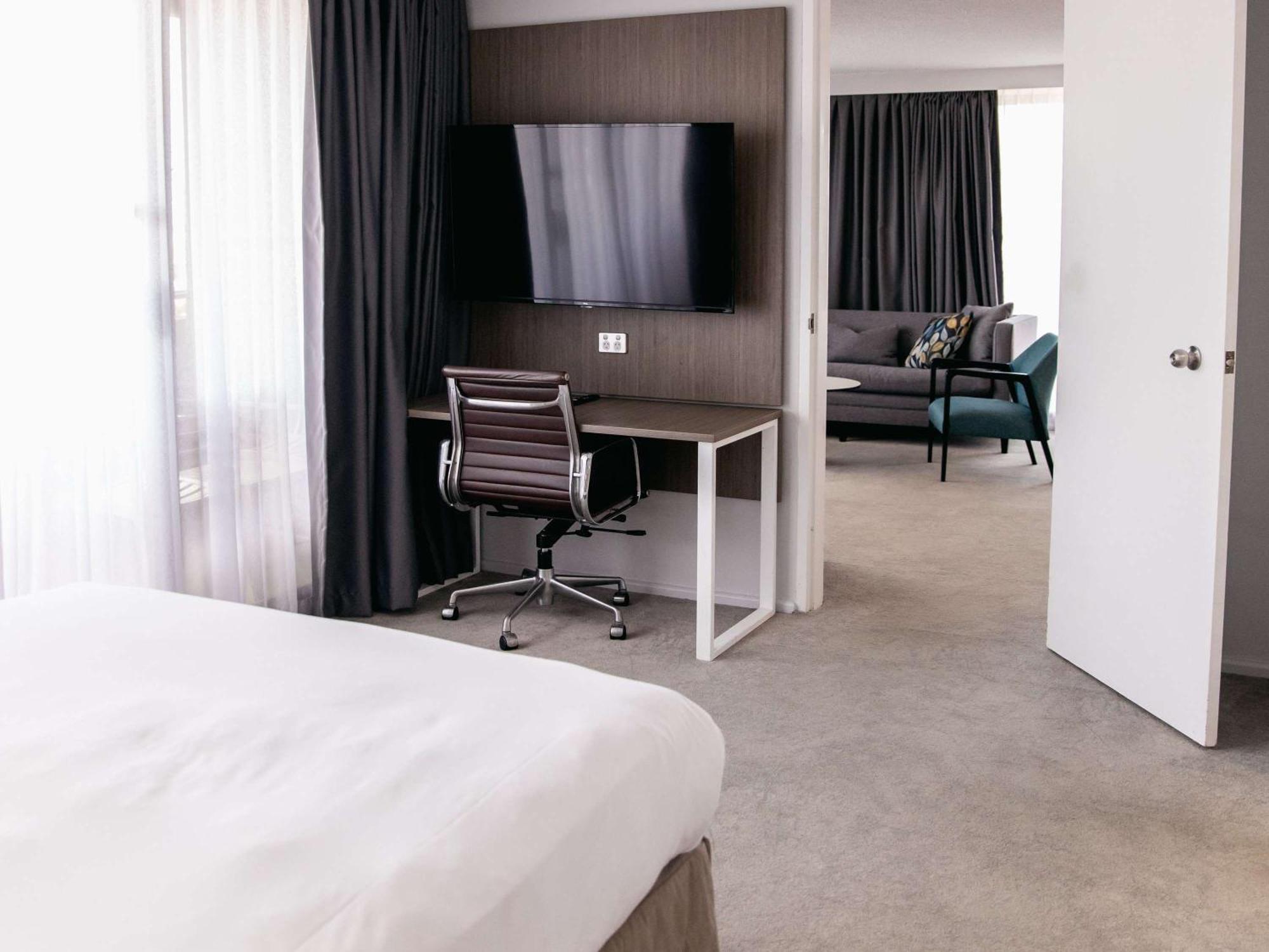 Mercure Brisbane Spring Hill Bagian luar foto