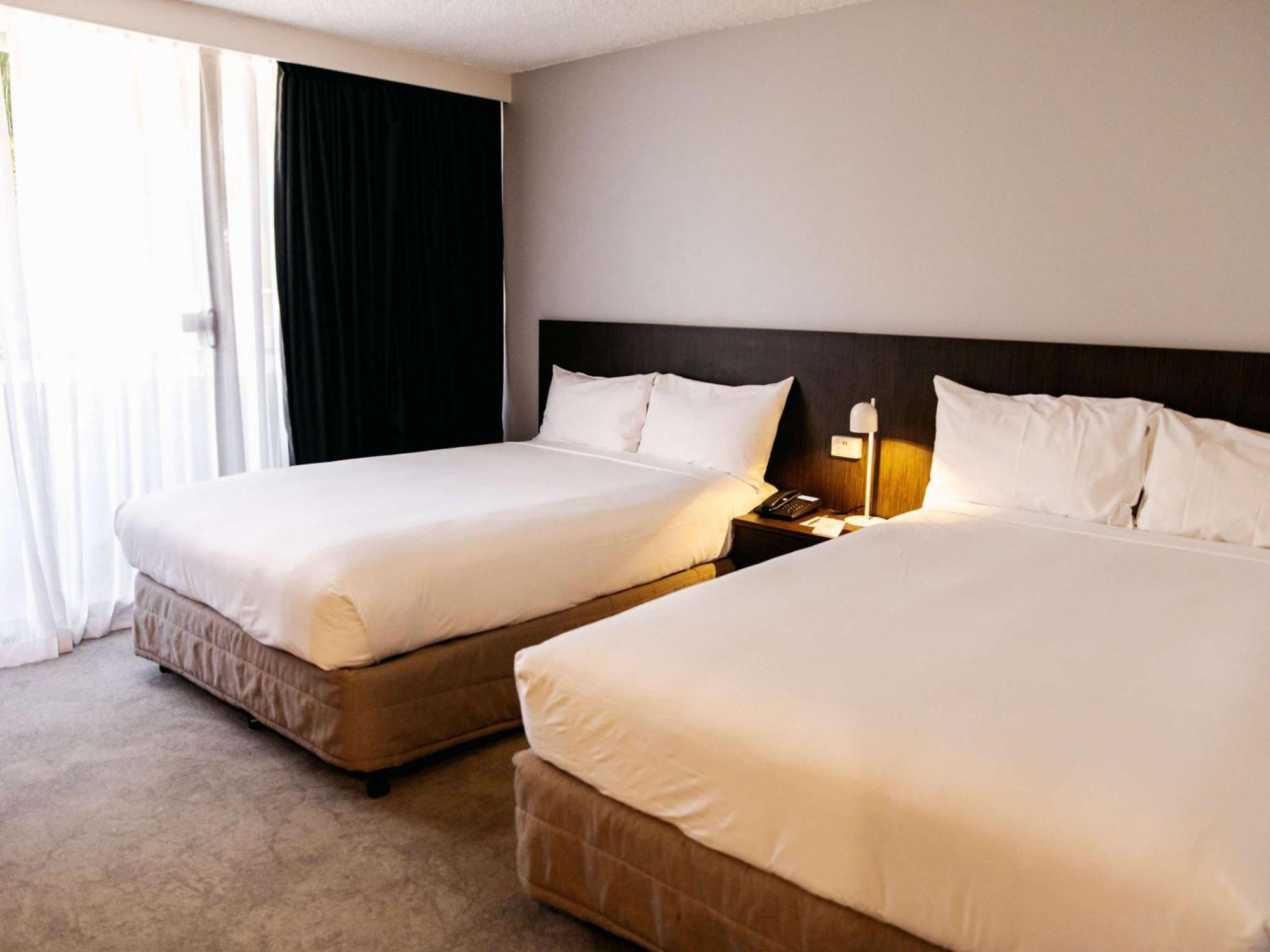 Mercure Brisbane Spring Hill Bagian luar foto