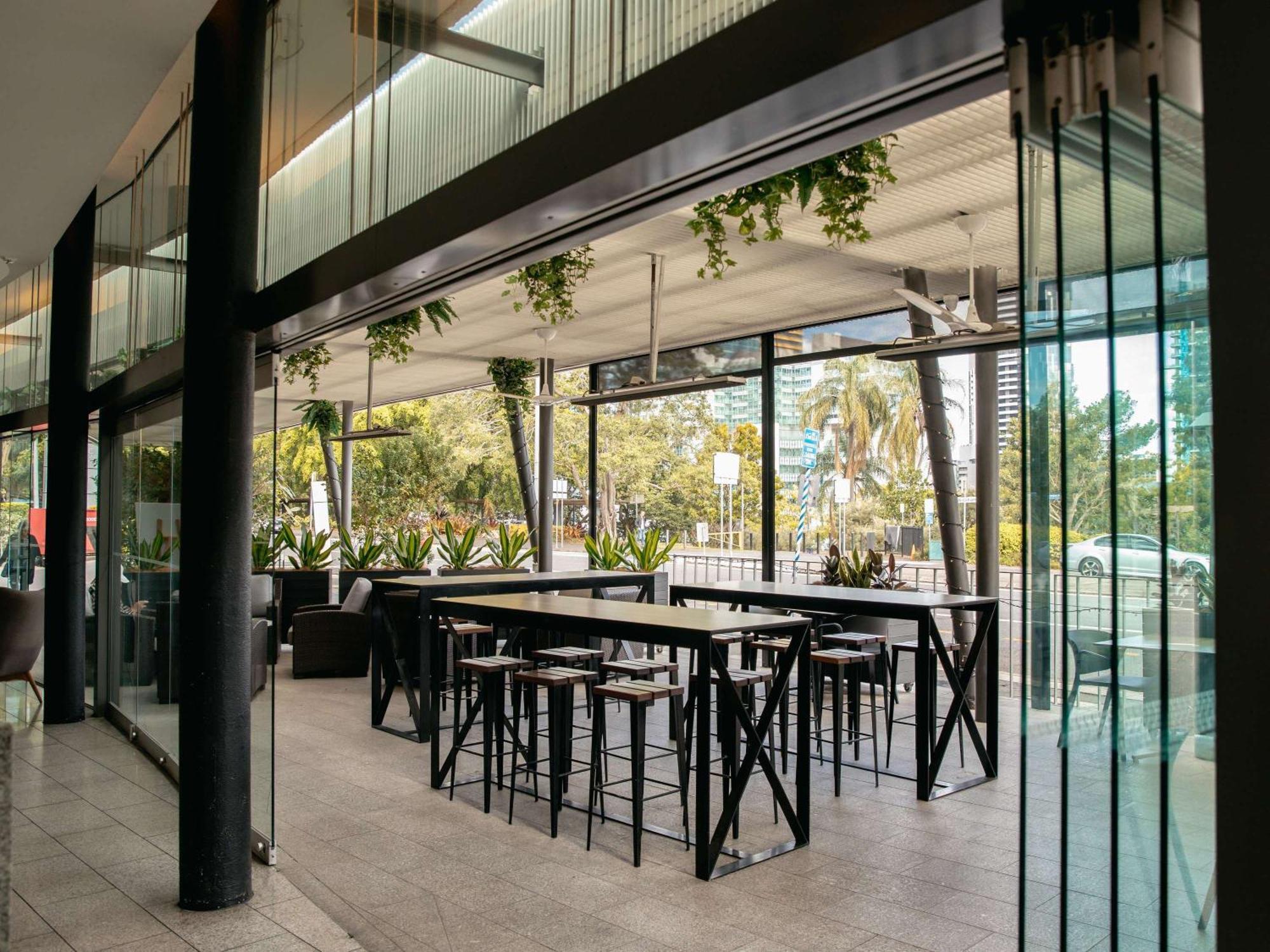 Mercure Brisbane Spring Hill Bagian luar foto